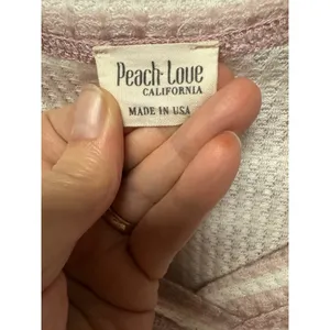 Peach Love California Women's Drop Shoulder Waffle Knit Oversized V‎ Neck Size M thumbnail 5