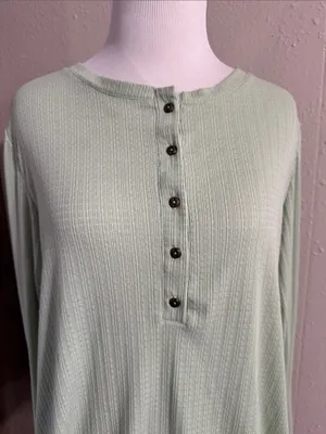 Women's Mint Green Long-Sleeve Henley Top thumbnail 2