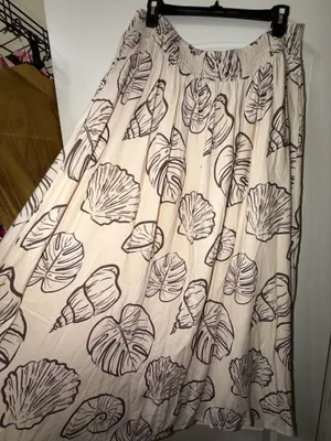 Kristy Crop Top & Maxi Skirt Set thumbnail 4