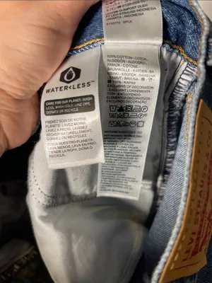Levi’S High Waist Mom Jean Dark Wash Distressed 26 thumbnail 5