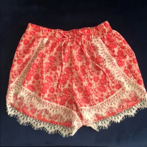 Audrey 3+1 Soft coral floral shorts thumbnail 1