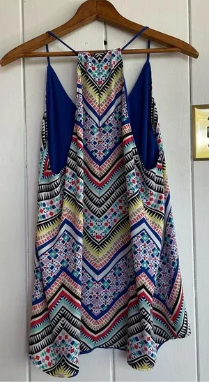 ⭐️ Maurices Colorful summery Tank Top Size Large thumbnail 4