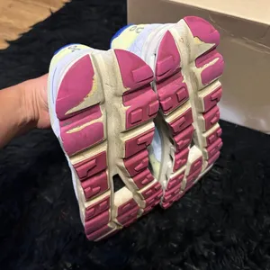 ON CLOUDVISTA multicolored lace up shoes sneakers women’s 9.5 Preowned thumbnail 5
