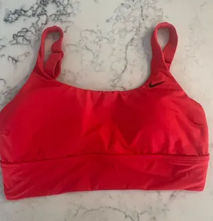 Nike Essential Scoop Neck Midkini Swim Top Women XL Light Red NESSA229 NWT thumbnail 1