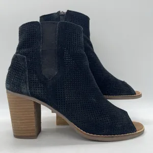 Toms Womens 9 Booties Majorca Peep Toe Perforated Black Suede‎ Ankle Boots thumbnail 2