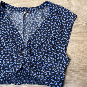 •Free People• Havana Honey Heart Crop Top thumbnail 6