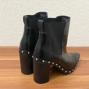 CHARLES by Charles David Dodger Black Pointy Studded Chunky Chelsea Booties 6.5 thumbnail 5
