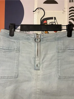 Abercrombie & Fitch Light Wash Denim Mini Skirt – Size 4 thumbnail 2