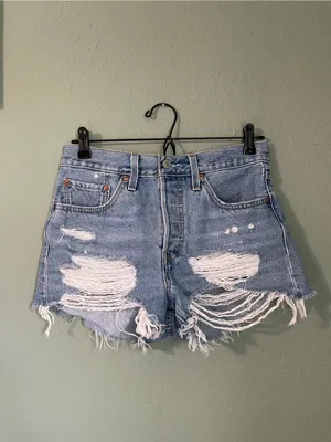 Levi’s 501 High Rise Distressed Denim Jean Shorts Size 27 thumbnail 6