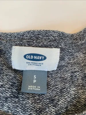 Old Navy Women’s Small Black and Gray Marled Long-Sleeve Pullover Tunic Sweater thumbnail 7