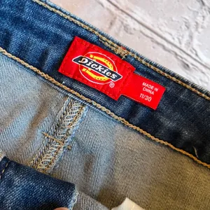Dickies 11/31 Womens Denim Cut Offs Jean Shorts thumbnail 2