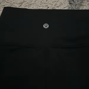 Lululemon leggings thumbnail 3