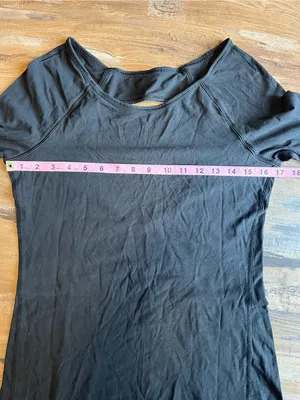 Lululemon Physically Fit Long Sleeve Tee thumbnail 15