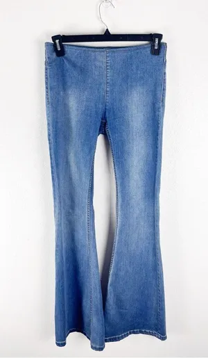 FREE PEOPLE We The Free Penny Pull-On Flare Legs Distressed Jeans, Size 27 thumbnail 1
