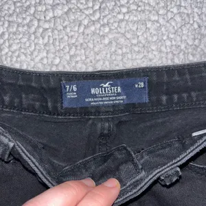Hollister Ultra High-Rise Shorts thumbnail 2