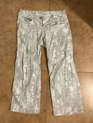 Hollister White and Light Gray Low-Rise Baggy Jeans thumbnail 1