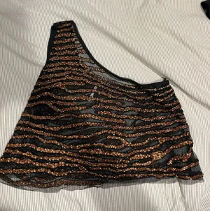 Top Free People thumbnail 1