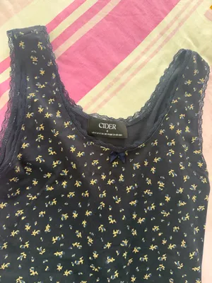 Brandy Melville Flori Black V-encote cotton top thumbnail 3