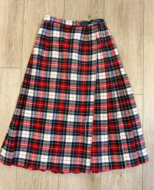Vintage Young Pendleton Wool Wrap Kilt Skirt Red Navy Plaid Pleated Midi USA 8 thumbnail 1