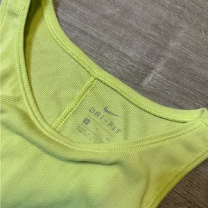 •NIKE• TANK TOP thumbnail 3