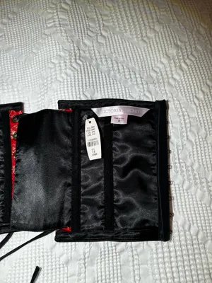 VINTAGE Victoria's Secret Women's Red and Gold Dragon Corset 1999 thumbnail 5