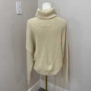 Abercrombie & Fitch Cream Turtle Neck‎ Sweater Medium thumbnail 3