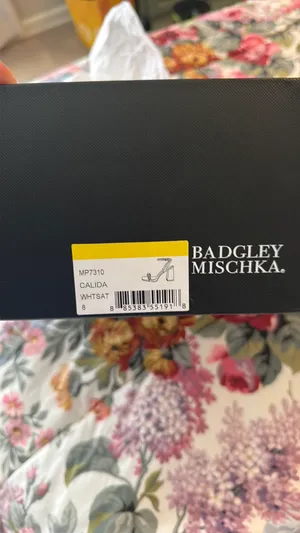 Badgley Mischka Heels thumbnail 3