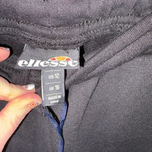 Elllesse NWT Black Crystal Women's Jogger Pants ss 12 (L/XL)‎ thumbnail 5