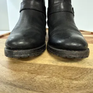 Frye Natalie Engineer Short Boots Size 8B Black Leather Moto Biker Pull On thumbnail 6