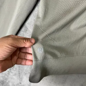 Lululemon Swiftly Relaxed Half Zip Gull Grey Size‎ 6 Athleisure Workout Yoga thumbnail 6