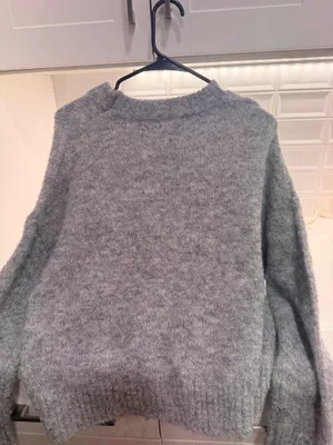 Sweater  thumbnail 2