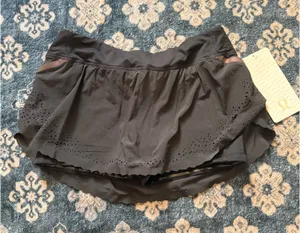 Lululemon Skirt thumbnail 1