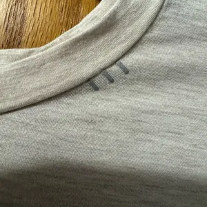 Lululemon swiftly tech shirt size 8 thumbnail 2