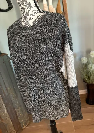 Time & Tru size XL black & grey sweater thumbnail 5