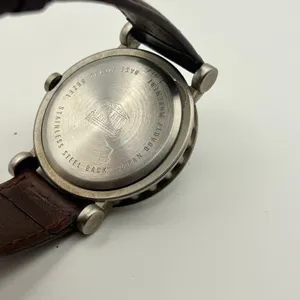 Vintage Structure Textured White Dial Brown Leather Strap Watch Working thumbnail 6