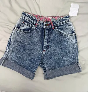 Wrangler High Waisted Vintage Jean Short thumbnail 2