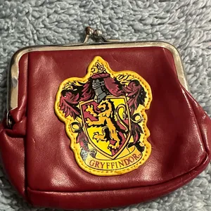 Wizarding World of Harry Potter Universal Studios Gryffindor Coin Purse 💕3x15$ thumbnail 2