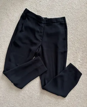 J.Crew Black Tapered Trouser Pants — Size 6 thumbnail 1