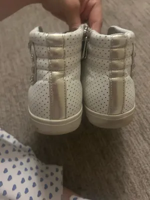 VH Sneakers with Diamond thumbnail 4