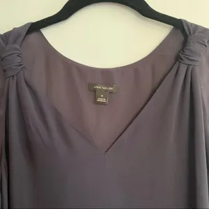 Ann Taylor Navy Knot Sleeve V-Neck Tank Top Size Medium Professional thumbnail 5