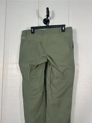 Columbia Women’s Green Pants Size 12 EUC thumbnail 8