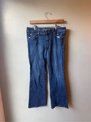 American Eagle Favorite Boyfriend Jeans Stretch Blue Women’s Size 8 thumbnail 2