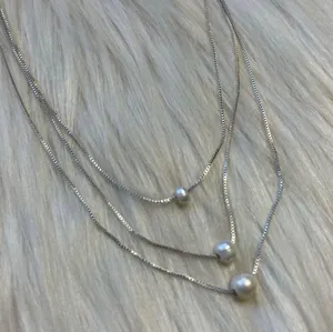 Tripple pearl layered silver tone necklace thumbnail 2