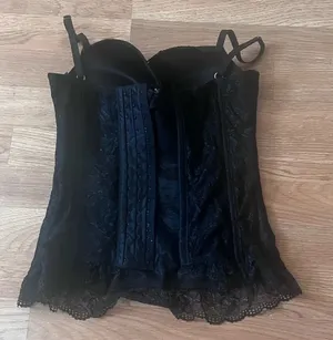 Frederick’s of Hollywood Black Lace Corset thumbnail 2