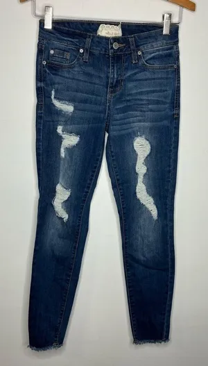 Altar’d‎ State distressed skinny Jeans Size 3/26 thumbnail 1