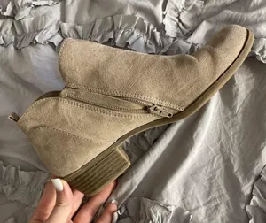 Tan Ankle Boots Size 9 thumbnail 2