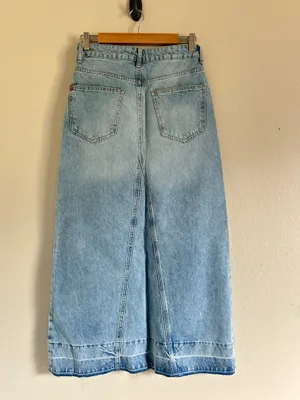 BDG Mandi Denim Maxi Skirt Sz XS NWOT thumbnail 4