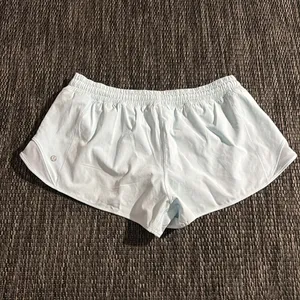 Lululemon Hotty Hot Low Rise Lined Short 2.5" Powder Blue Swift Size 12 thumbnail 2