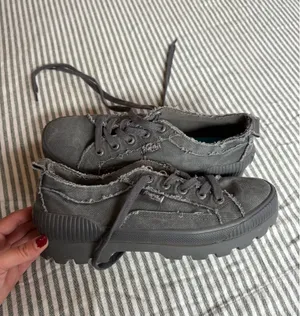 Blowfish Malibu Sneakers thumbnail 2