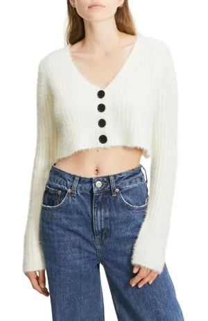 BDG Urban Outfitters Ivory Fuzzy‎ Cropped V-Neck Cardigan Sweater XS thumbnail 1